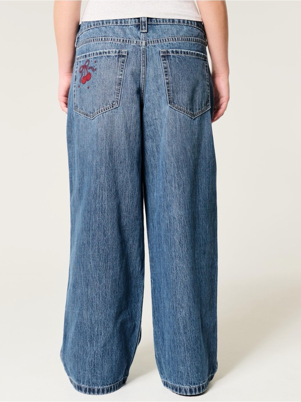 NWT Hollister Blue Low-rise Medium Wash Cherry Embroidered Super Baggy Jeans